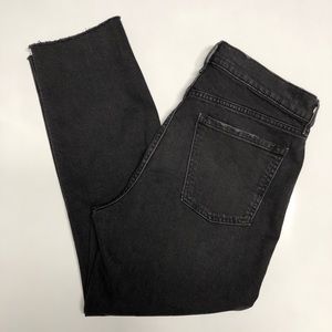 Old navy mid rise boyfriend jeans size 8